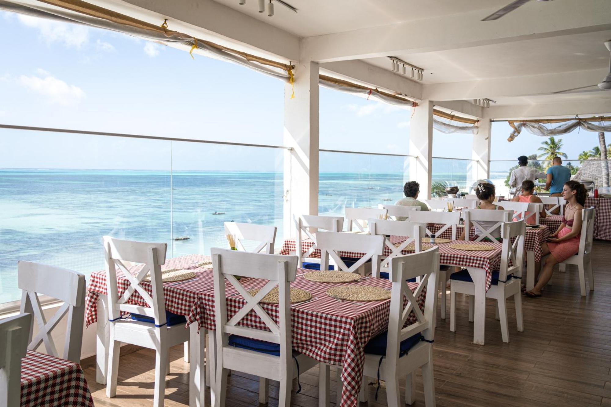 Pili Pili Sunrise Beach Hotel Jambiani  Exterior photo