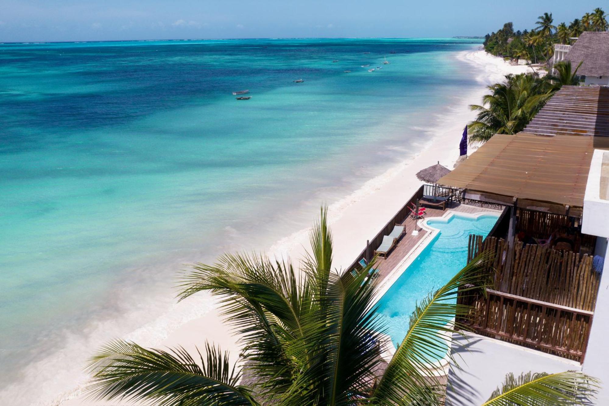 Pili Pili Sunrise Beach Hotel Jambiani  Exterior photo